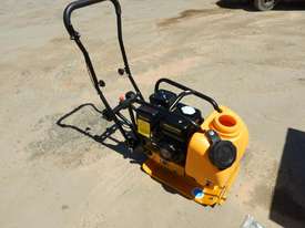 LOT # 0132 ROC-T60 2.5Hp Petrol Plate Compactor - picture0' - Click to enlarge