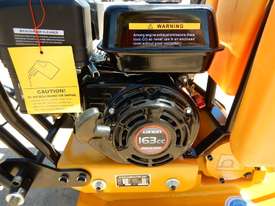 LOT # 0132 ROC-T60 2.5Hp Petrol Plate Compactor - picture2' - Click to enlarge