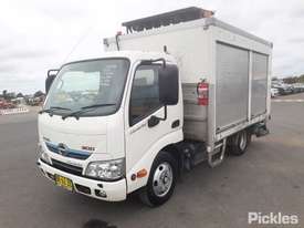 2012 Hino 300 Hybrid - picture2' - Click to enlarge