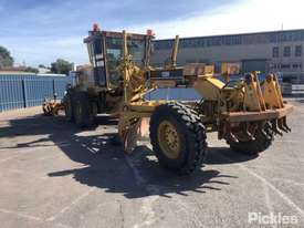 2004 Caterpillar 120H - picture0' - Click to enlarge