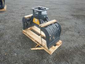 Mustang GRP250 Rotating Grapple - picture1' - Click to enlarge