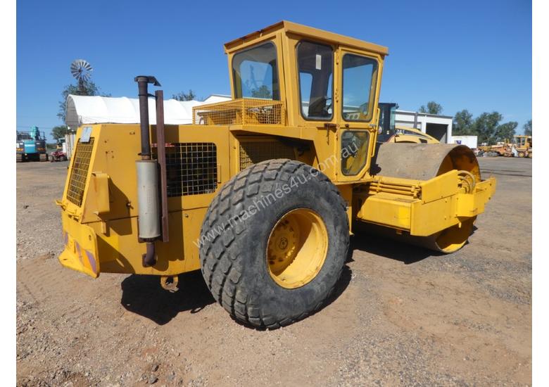 caption Panell Plant Smooth Drum Vibrating Roller