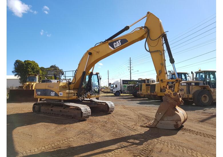 Used 2007 Caterpillar 325DL Excavator in , - Listed on Machines4u