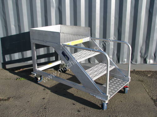 4 Step Work Platform Aluminium Stairs Ladder 150kg Load - No Bolt