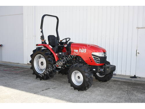 T613 4WD Utility ROPS  Synchro Shuttle Tractor