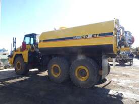 Komatsu HM300-2 Water Truck - picture0' - Click to enlarge