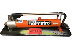 Holmatro Foot Operated Pump 2 Stage FTW 1800 C 72MPa 1800cc 150142022 - picture0' - Click to enlarge