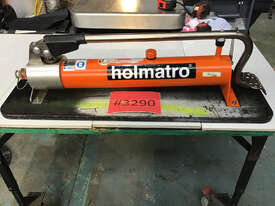 Holmatro Foot Operated Pump 2 Stage FTW 1800 C 72MPa 1800cc 150142022 - picture1' - Click to enlarge