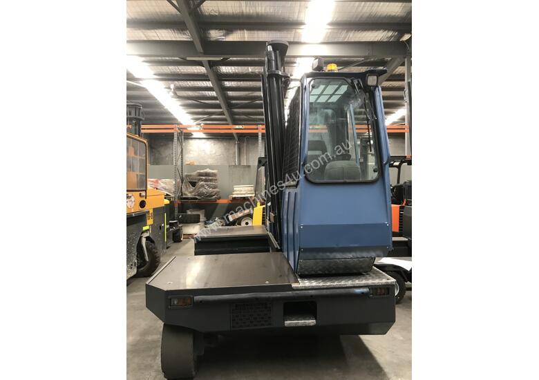 caption 5.0T LPG Multi-Directional Forklift