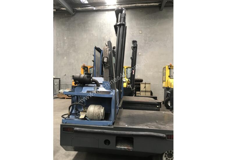 caption 5.0T LPG Multi-Directional Forklift