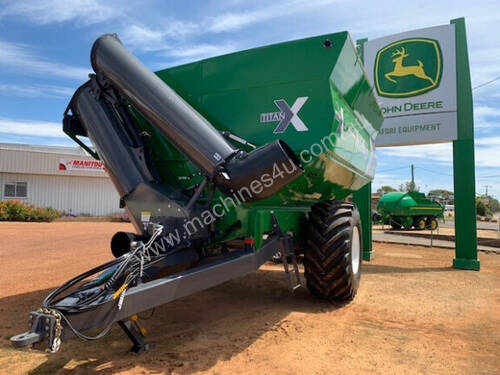 2020 Grain King Nyrex 40000L Grain Carts