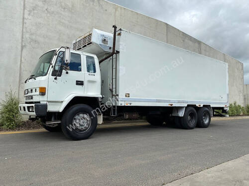 Isuzu FVR  Refrigerated Truck