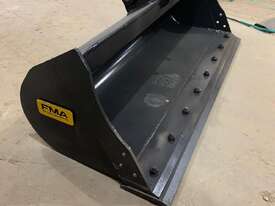 FOCUS MACHINERY - FMA 2.5 Tonne 1200mm Mud Bucket  - picture0' - Click to enlarge