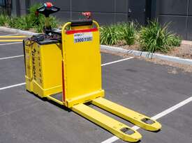 2.0T Battery Electric Order Picker - picture0' - Click to enlarge