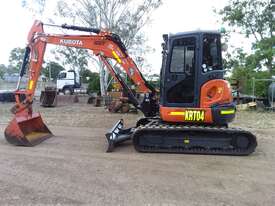5.5 ton excavator - picture0' - Click to enlarge