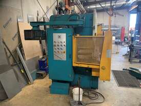 ADIRA 3050mm x 100Ton CNC Pressbrake with NEW iCon CNC 2D/3D Graphical Controller Fitted 2021 - picture2' - Click to enlarge