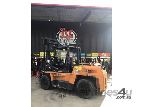 LOOK 11.5 TON TOYOTA FORKLIFT