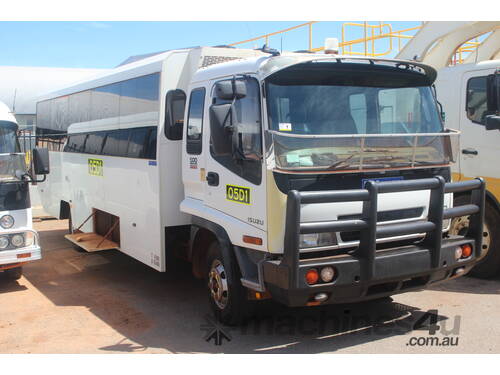 ISUZU FRD 500 LONG BUS/COACH