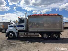 2014 Freightliner FLX Coronado 114 - picture1' - Click to enlarge