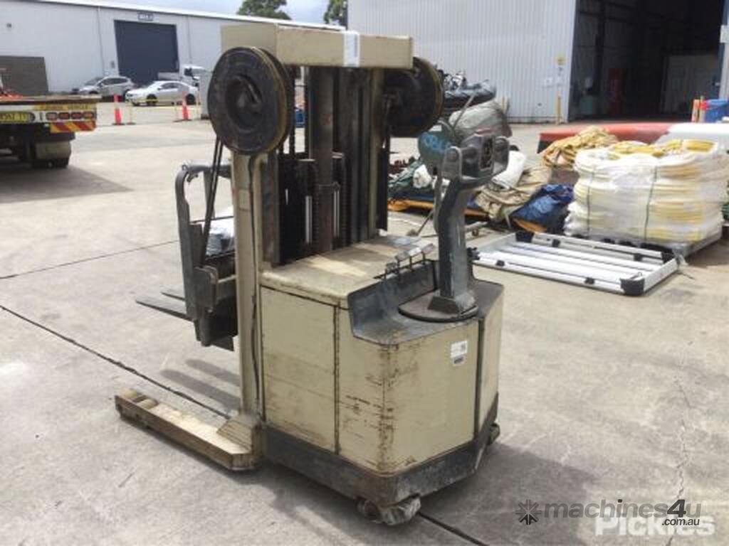Used Crown Crown Construction Equipment in , Listed on Machines4u