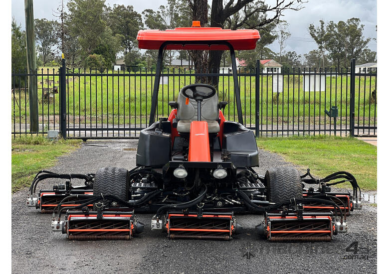 Used 2014 jacobsen Jacobsen LF4677 Golf Fairway mower Lawn Equipment Turf Equipment in