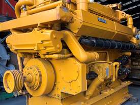 Caterpillar D349 V16 39Lt Turbo Propulsion Diesel Engine 1100 BHP 820kW 1800RPM - picture0' - Click to enlarge