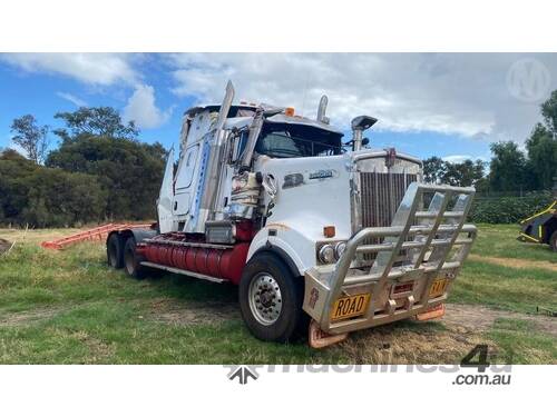 Kenworth T909