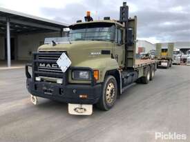 2001 Mack CH688 RST - picture0' - Click to enlarge