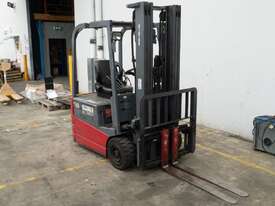 3 Wheel Battery Electric Forklift - picture0' - Click to enlarge