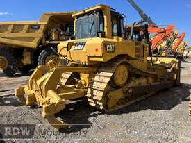 2011 Caterpillar D6R Dozer - picture2' - Click to enlarge