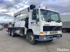 1999 Volvo FL10 - picture0' - Click to enlarge