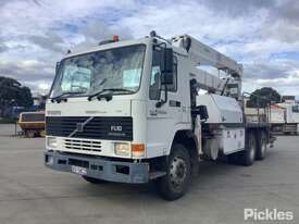 1999 Volvo FL10 - picture0' - Click to enlarge