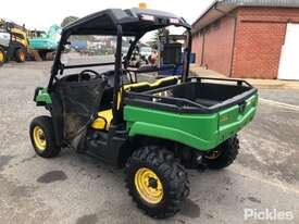 2018 John Deere XUV560E - picture2' - Click to enlarge