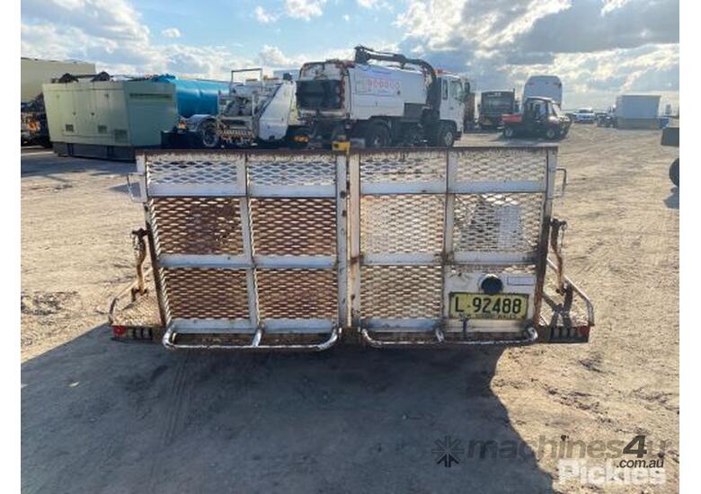 Used Dean 1999 Dean 17 Carpet Cleaning in , Listed on Machines4u