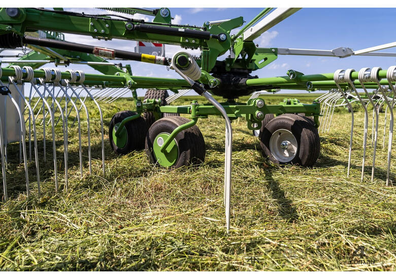 caption Samasz Z2 840 Rakes/Tedder Hay/Forage Equip