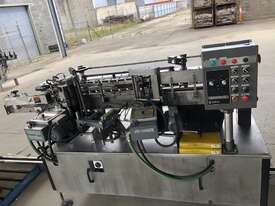 Labelling Machine - picture0' - Click to enlarge