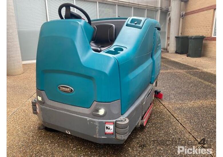 Used tennant Tennant T17 Ride On Scrubber in , Listed on Machines4u