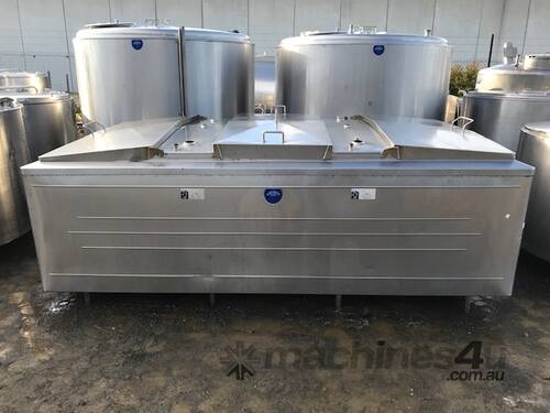 caption Stainless Steel Tank 3,100ltr - Dimple Jacketed and Insulated
