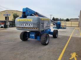 Genie S65 Telescopic boom - picture0' - Click to enlarge