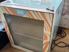 70 Litre Counter Top Display Freezer/Fridge - picture0' - Click to enlarge