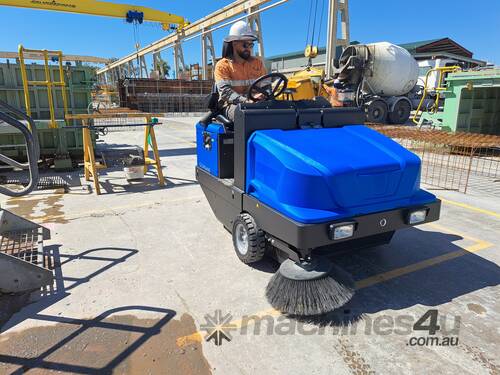 BUY CONQUEST INDUSTRIAL BATTERY ELECTRIC SWEEPER WITH WATERPROOF FILTER * PERTH WA