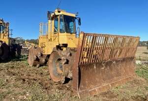 Caterpillar   816 compactor