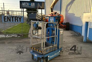 Genie   GR-15 MAN LIFT Genie   GR-15 MAN LIFT