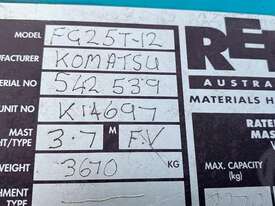 Komatsu FG25T-12 - picture0' - Click to enlarge