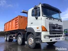 2012 Hino FY 700 3241 Hook Bin Truck - picture0' - Click to enlarge