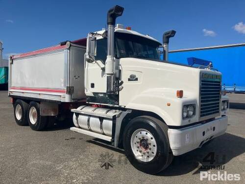 2007 Mack Trident Tipper