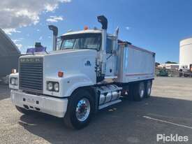 2007 Mack Trident Tipper - picture1' - Click to enlarge