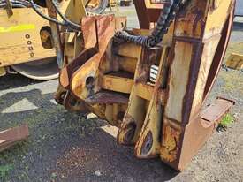 LOG GRAPPLE LOADER ATTACHMENT - picture0' - Click to enlarge