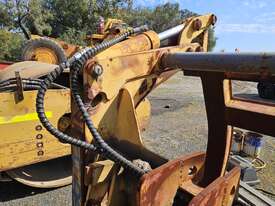 LOG GRAPPLE LOADER ATTACHMENT - picture1' - Click to enlarge