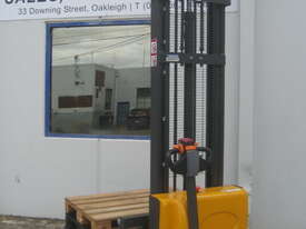 Used Forklift For Sale  - picture0' - Click to enlarge